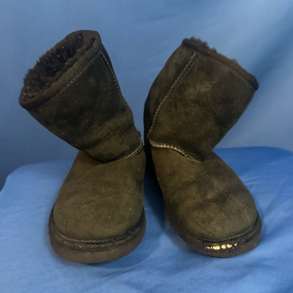UGG Black Kids Boots